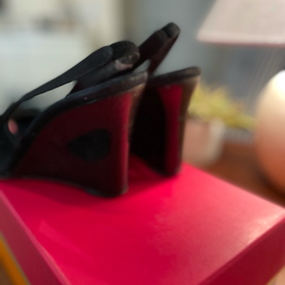 Kate spade black wedge in size 5. - Picture 2 of 2